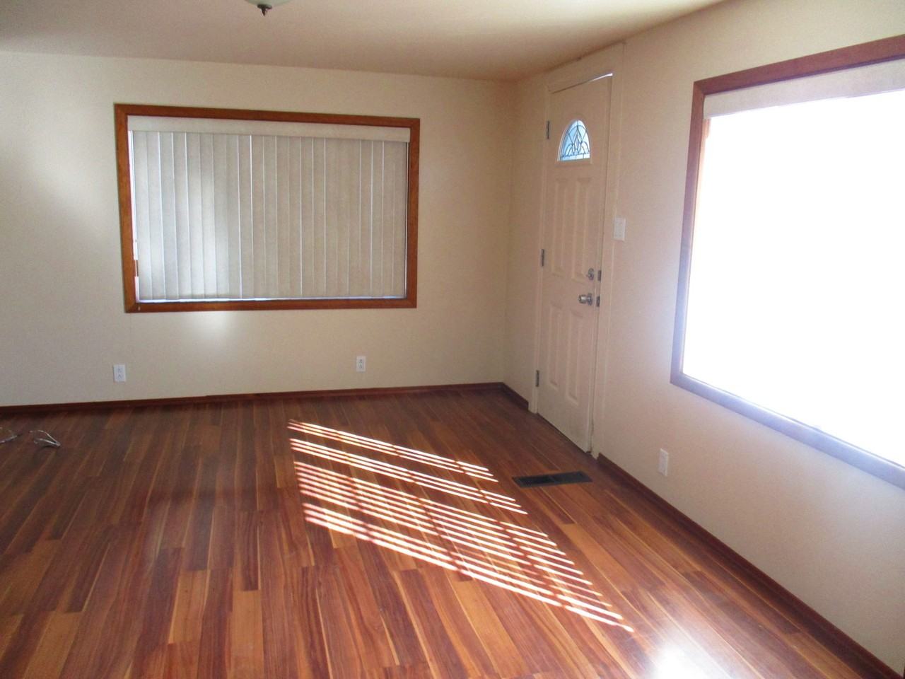4640 Balsam Dr - Photo 6 of 13