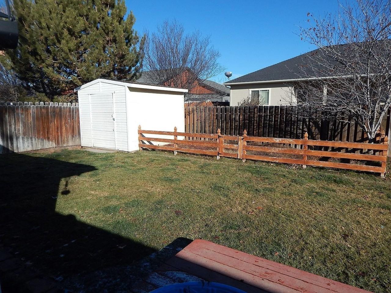 6407 Harlan Dr - Photo 2 of 18