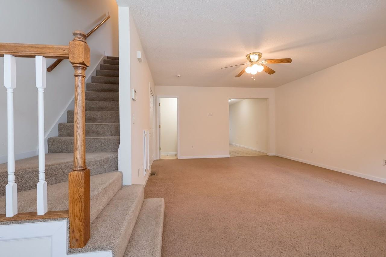824 Folmar St - Photo 3 of 17