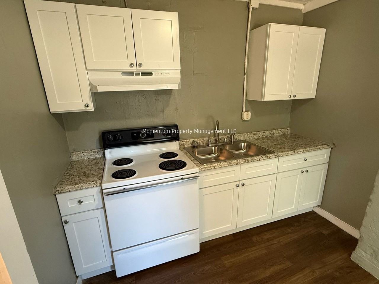 2501 E Chelsea St - Photo 5 of 7