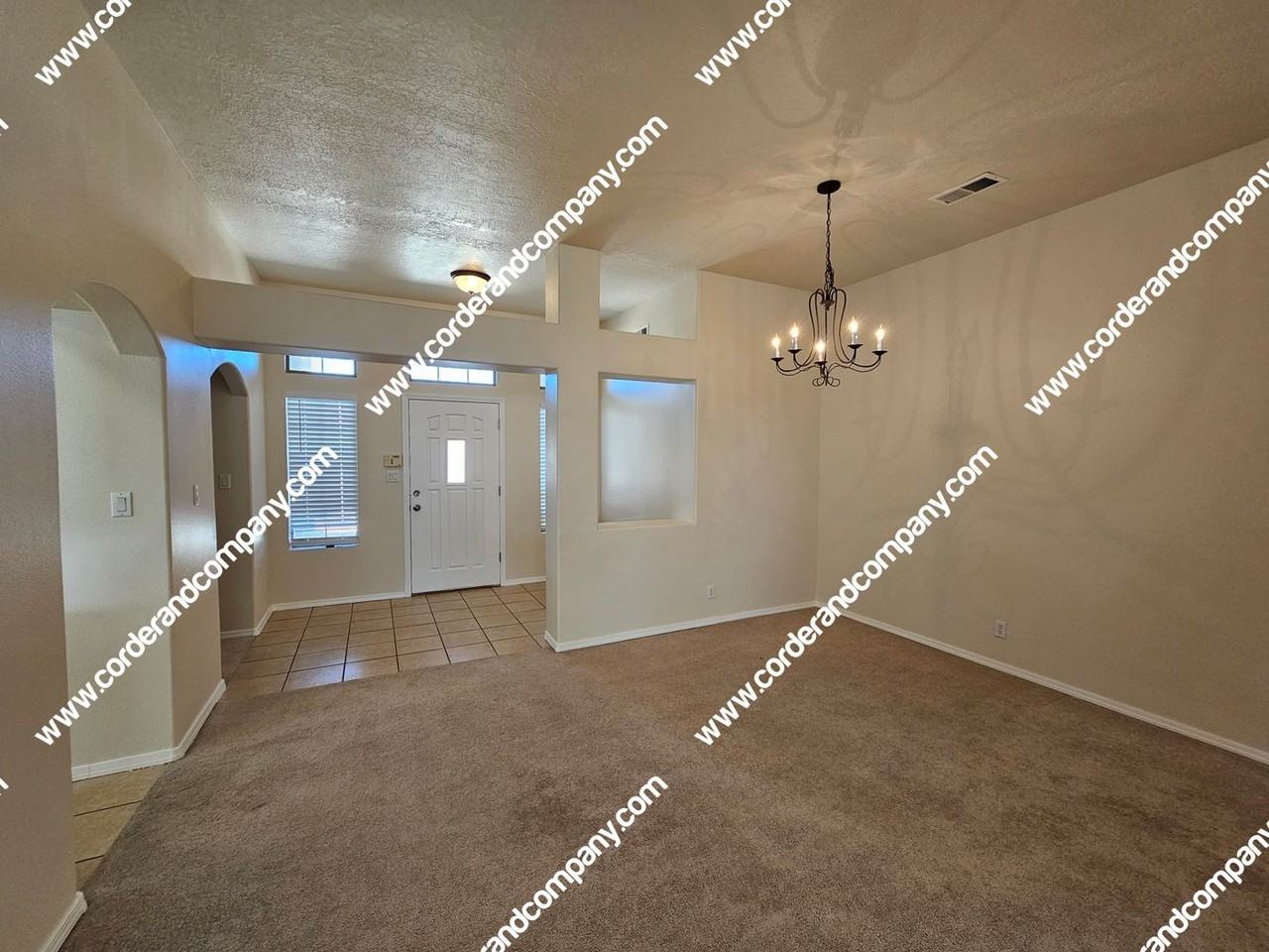 1416 Monterrey Rd Ne - Photo 4 of 21