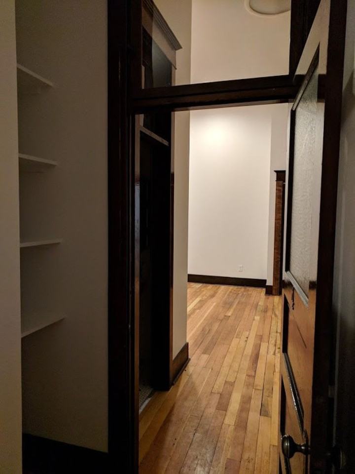 112B E 1st St - Photo 6 of 8