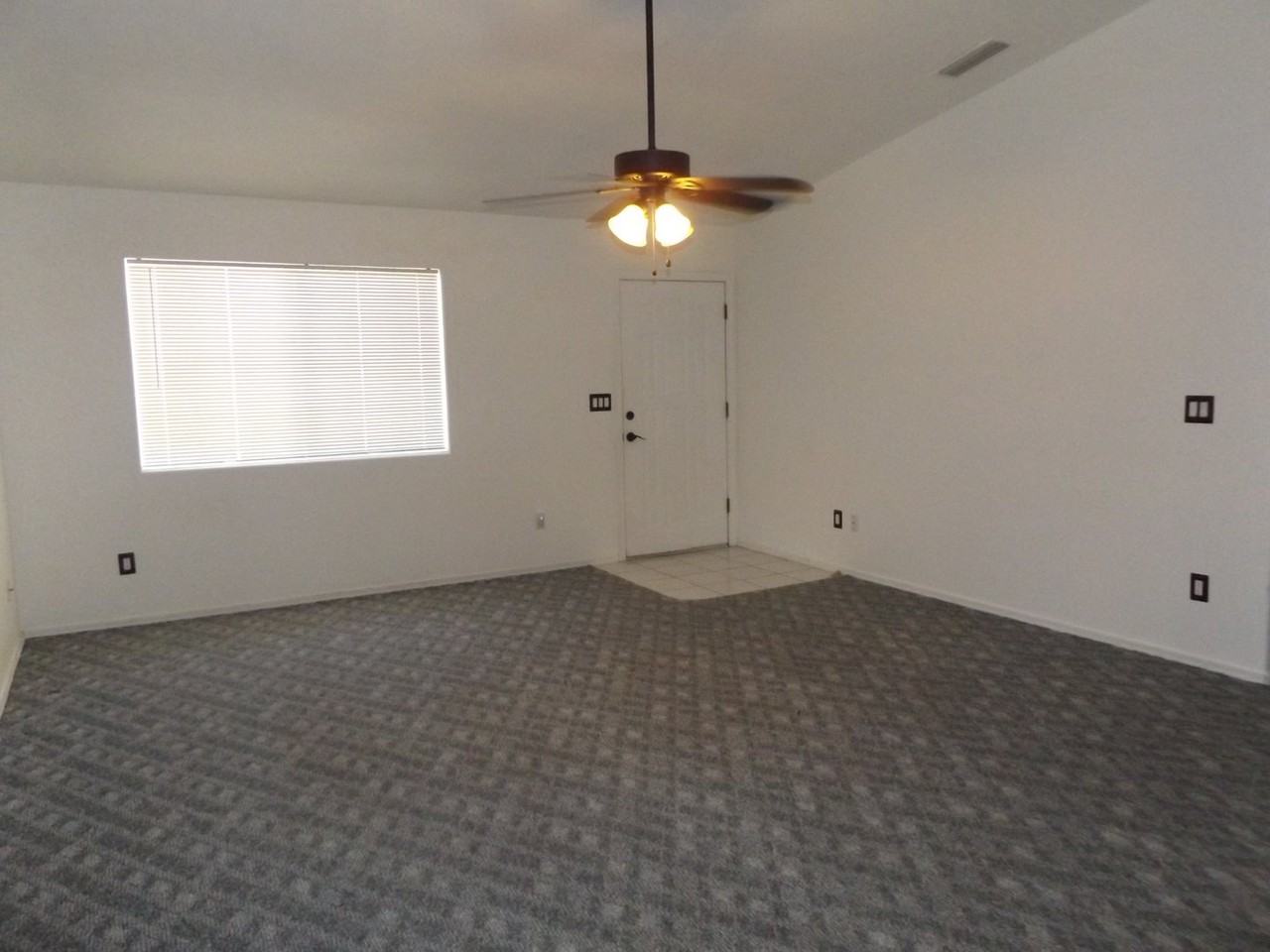 3233 Iroquois Ct - Photo 3 of 18
