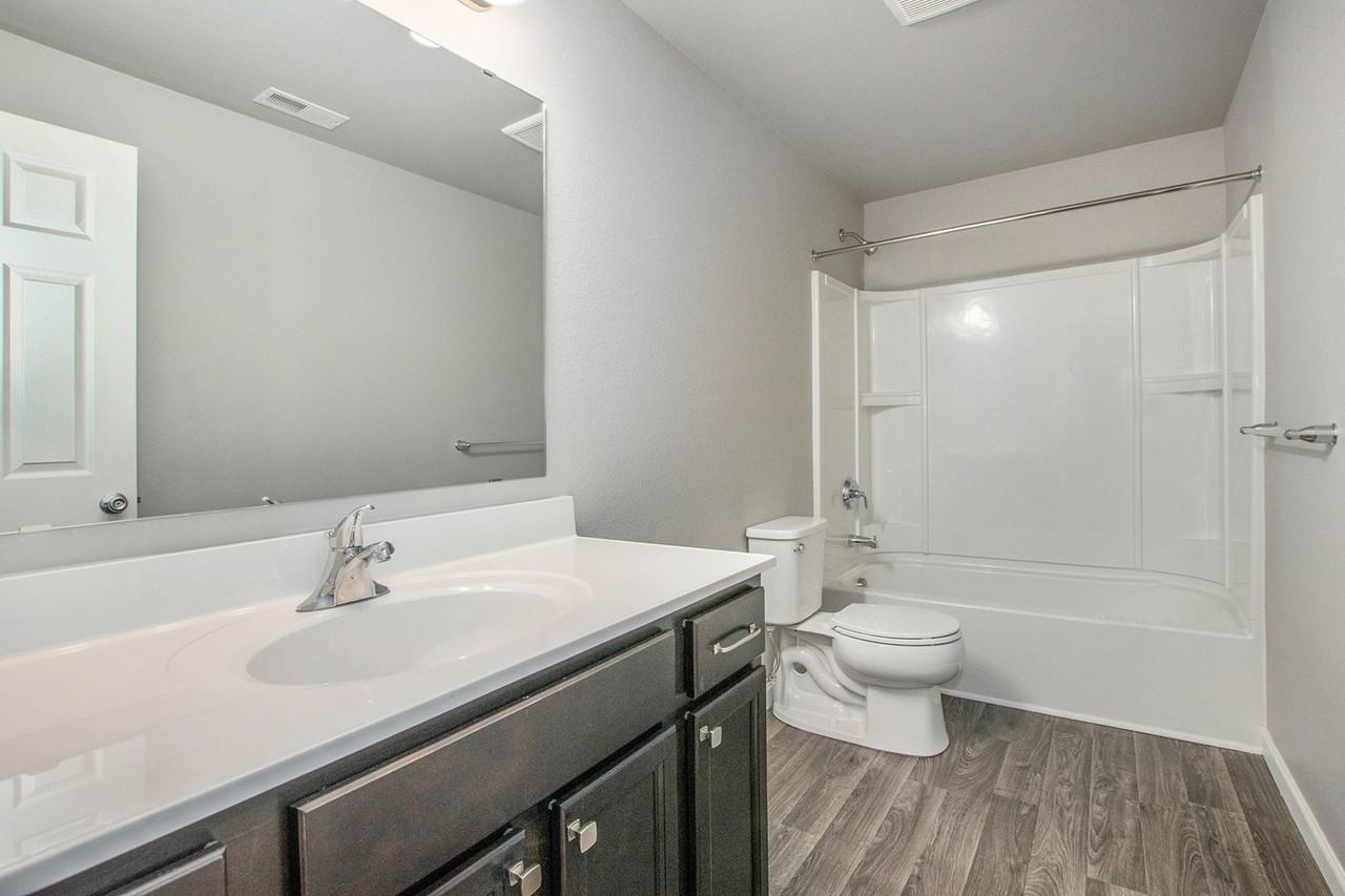 5632 Alten St - Photo 7 of 16