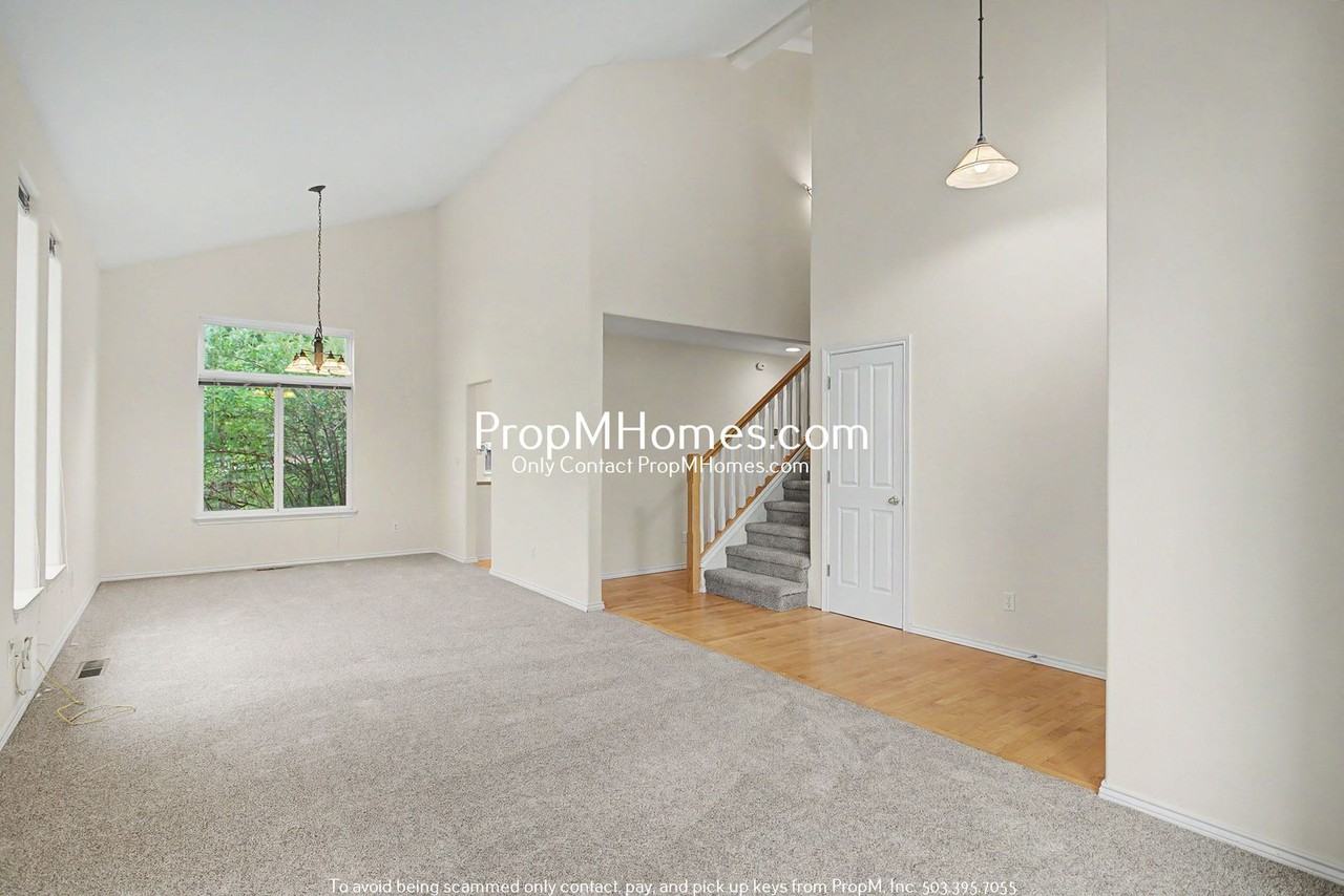 15361 Sw 122nd Ave - Photo 3 of 27