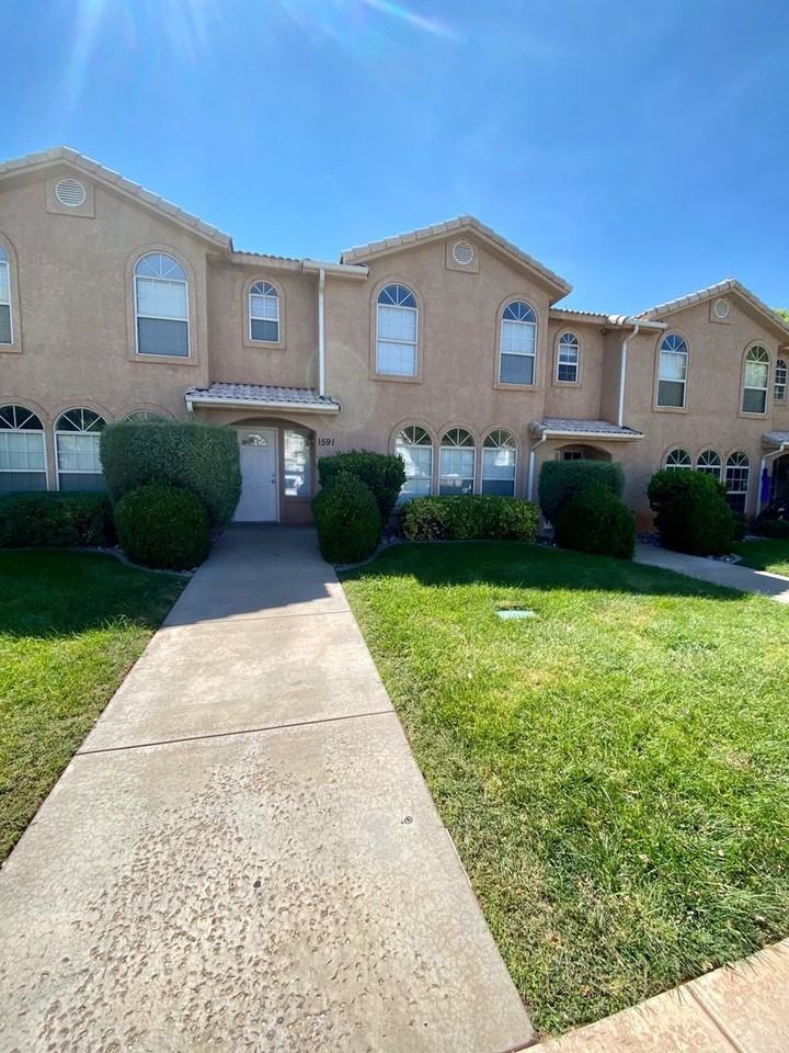 1591 W 1170 N #24