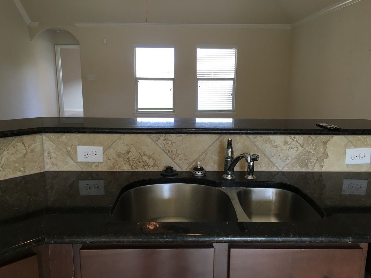 180 Sandstone Trl - Photo 4 of 29