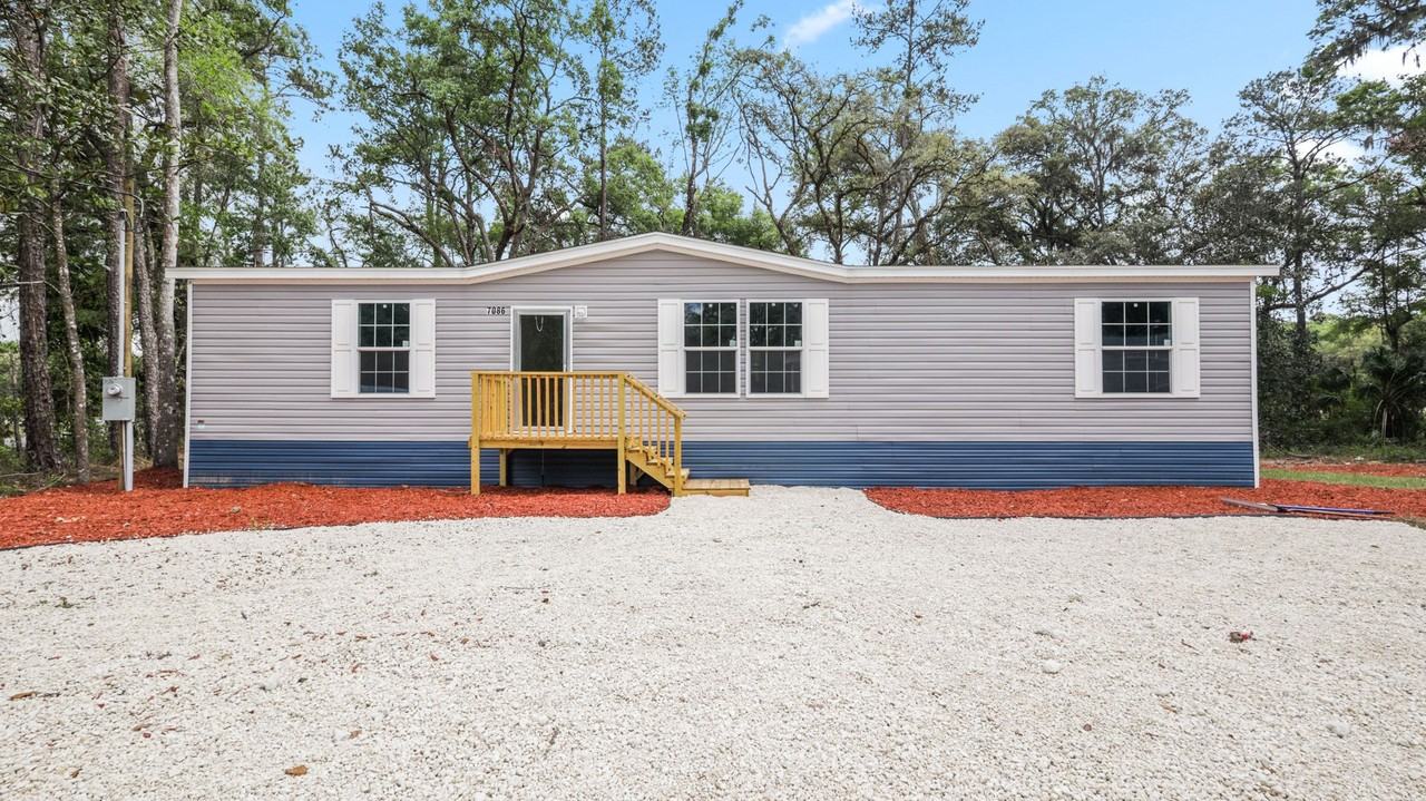7086 Hilton Dr - Photo 4 of 28