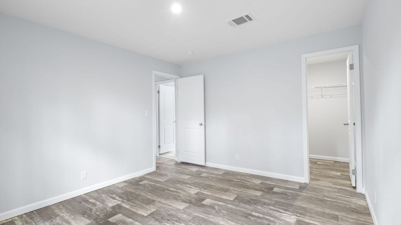 7086 Hilton Dr - Photo 6 of 28