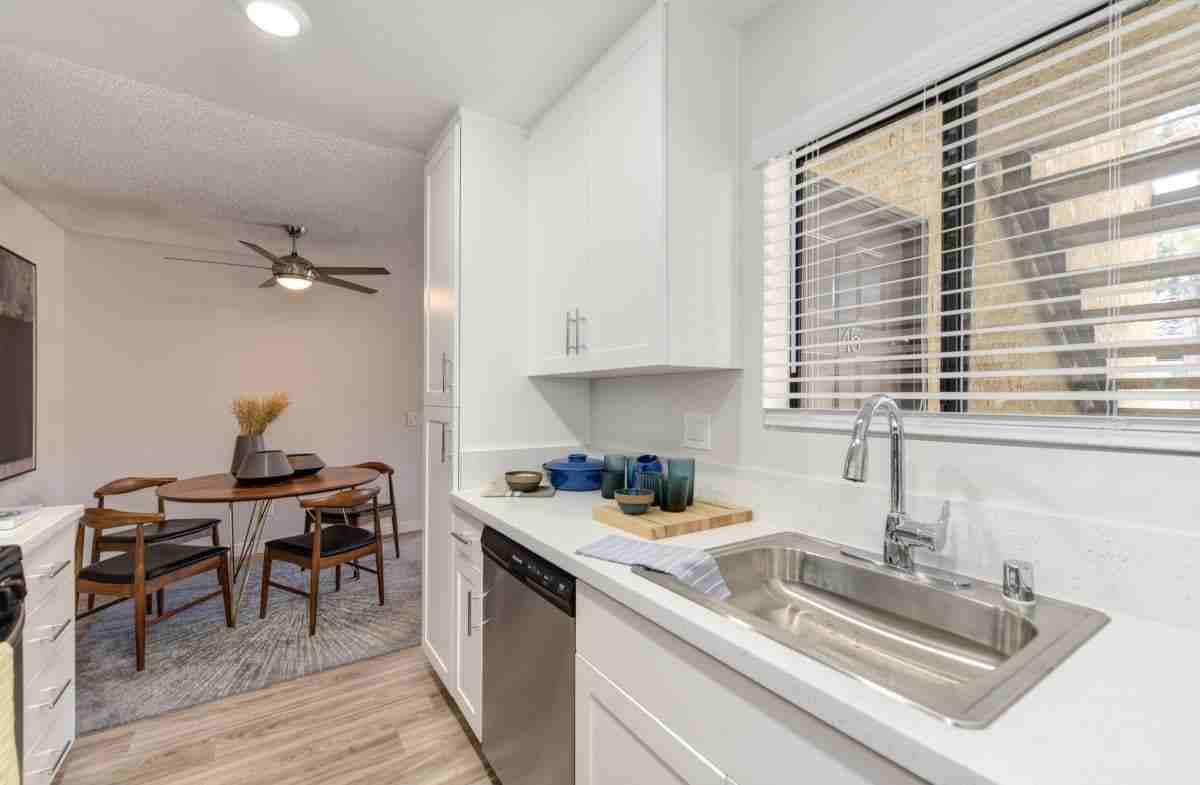 43032 30th St W - Photo 5 of 32