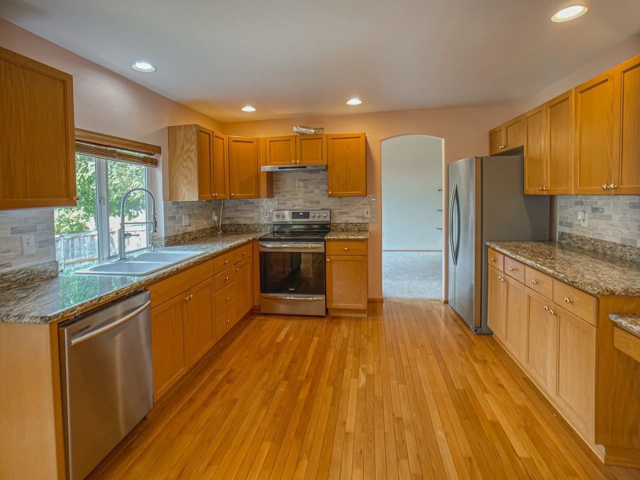 28015 39th Ave S - Photo 4 of 17