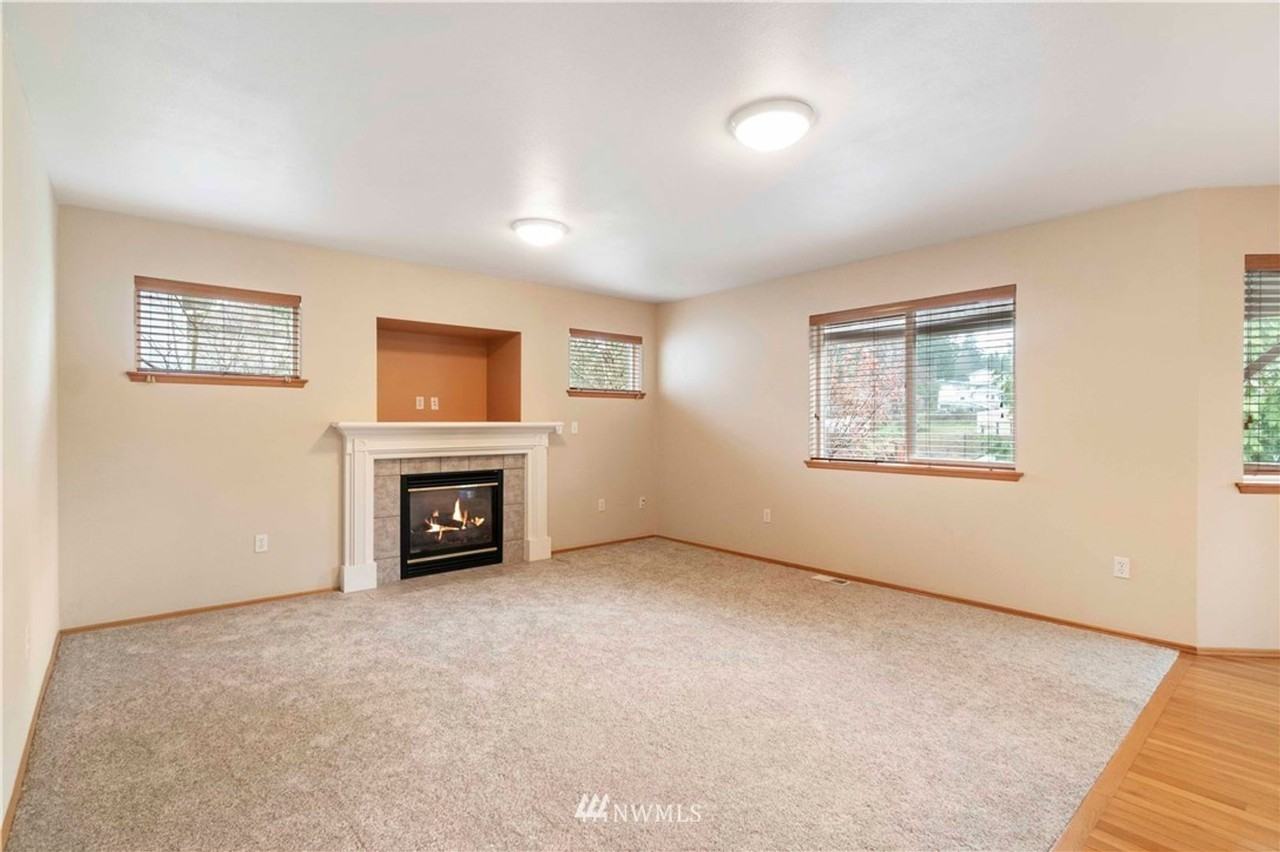 28015 39th Ave S - Photo 5 of 17
