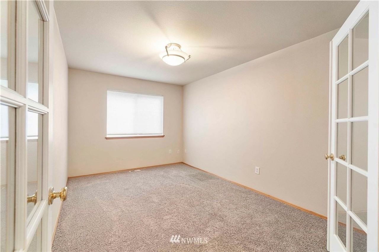 28015 39th Ave S - Photo 7 of 17