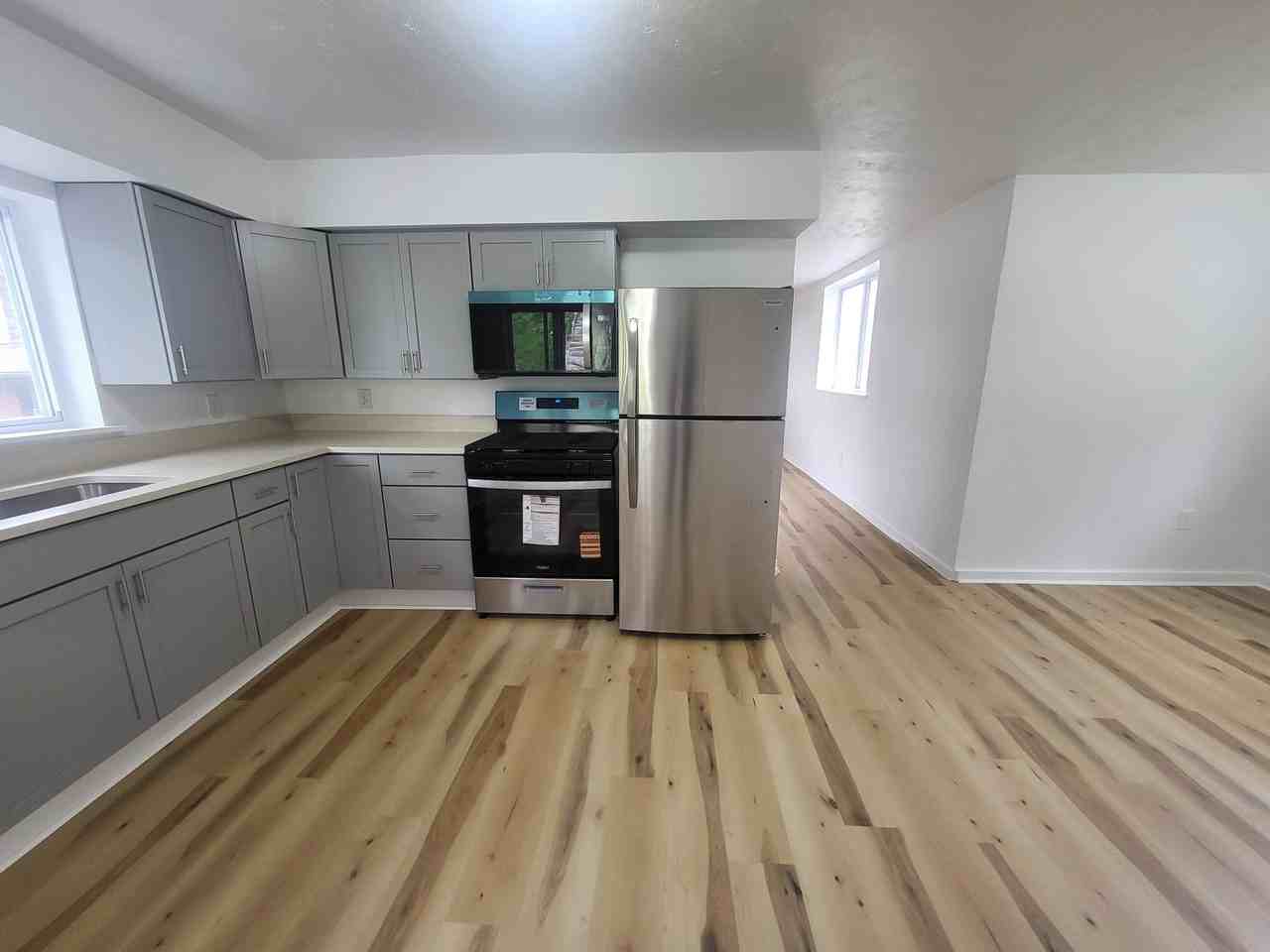 4012 Perrysville Ave - Photo 2 of 11