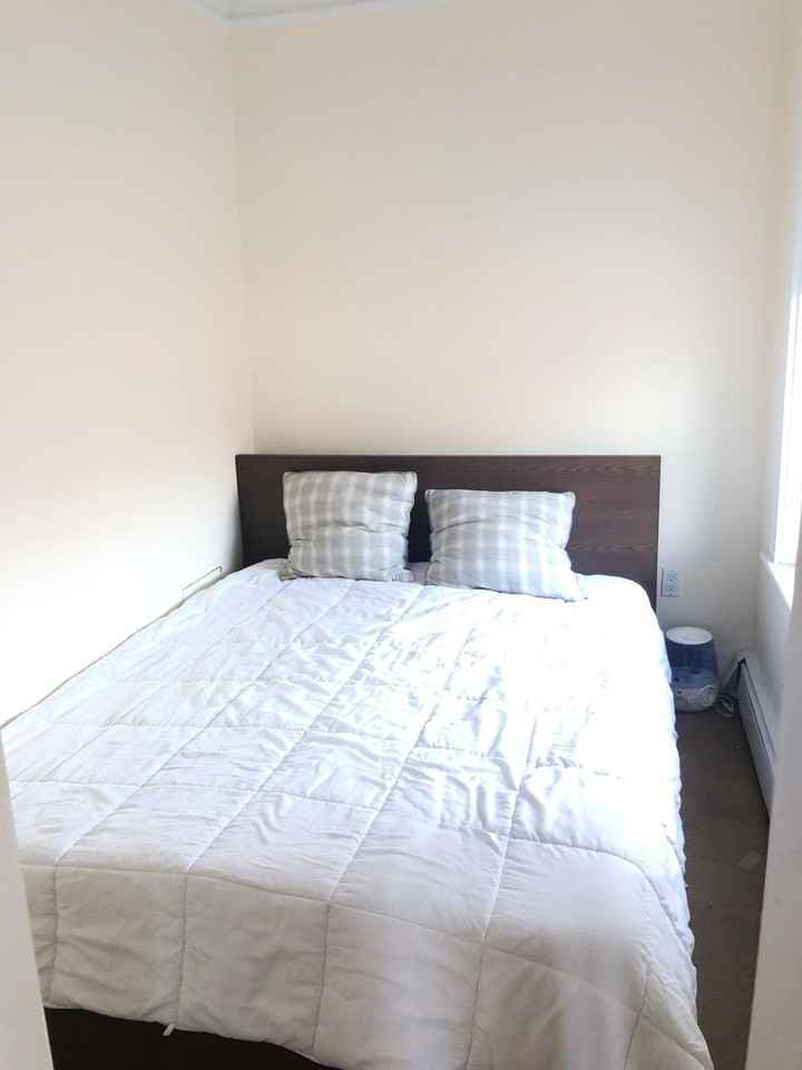 590 Beacon St - Photo 3 of 11