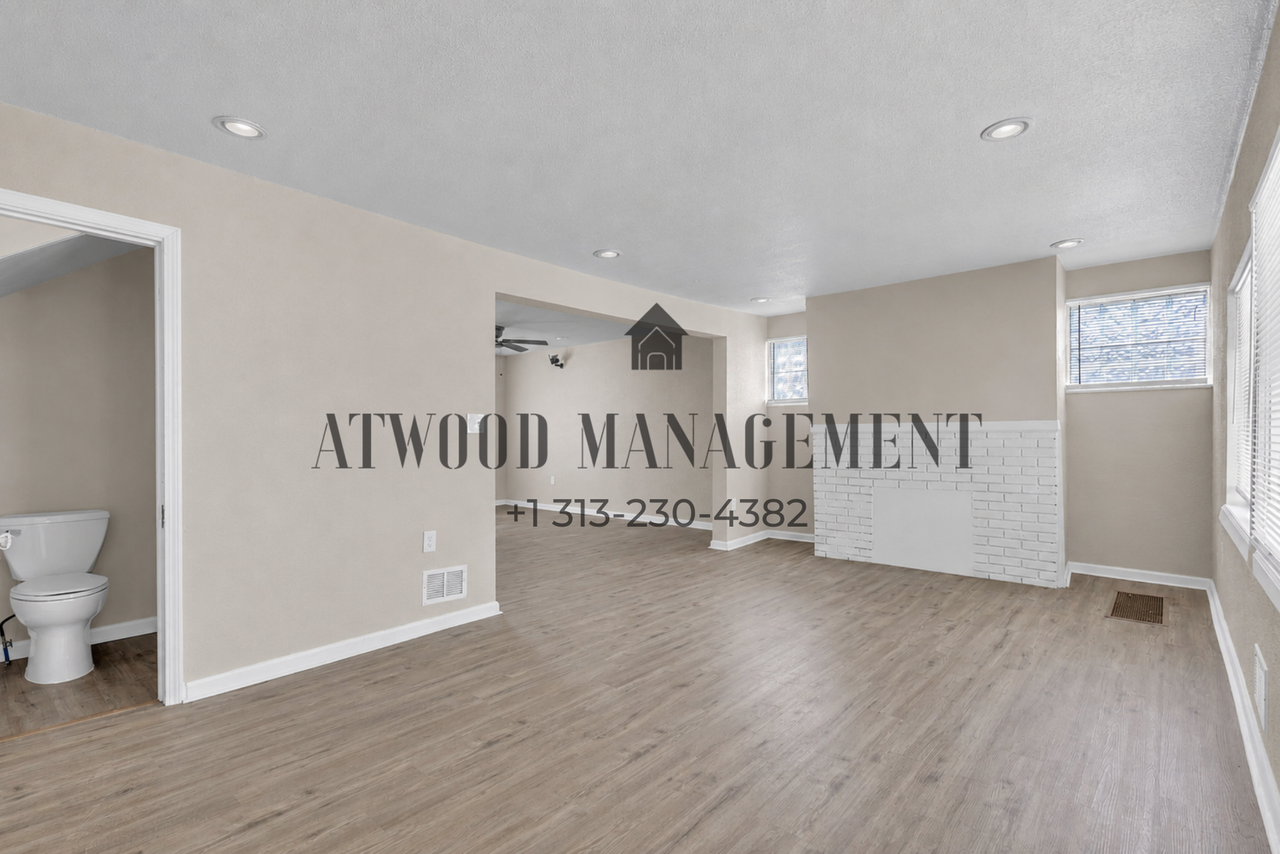 12754 Marlowe St - Photo 3 of 17