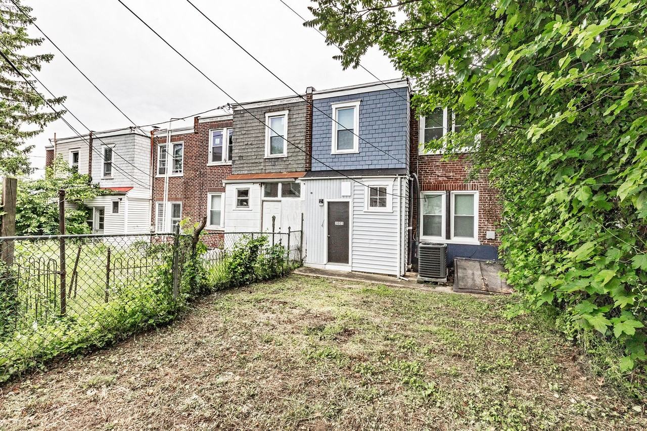 3005 N West St - Photo 2 of 16