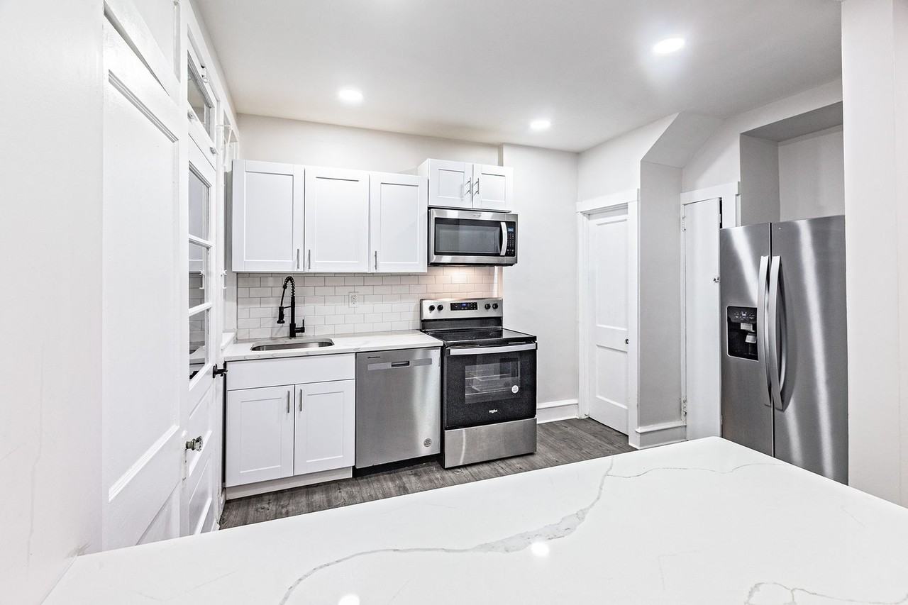 3005 N West St - Photo 5 of 16