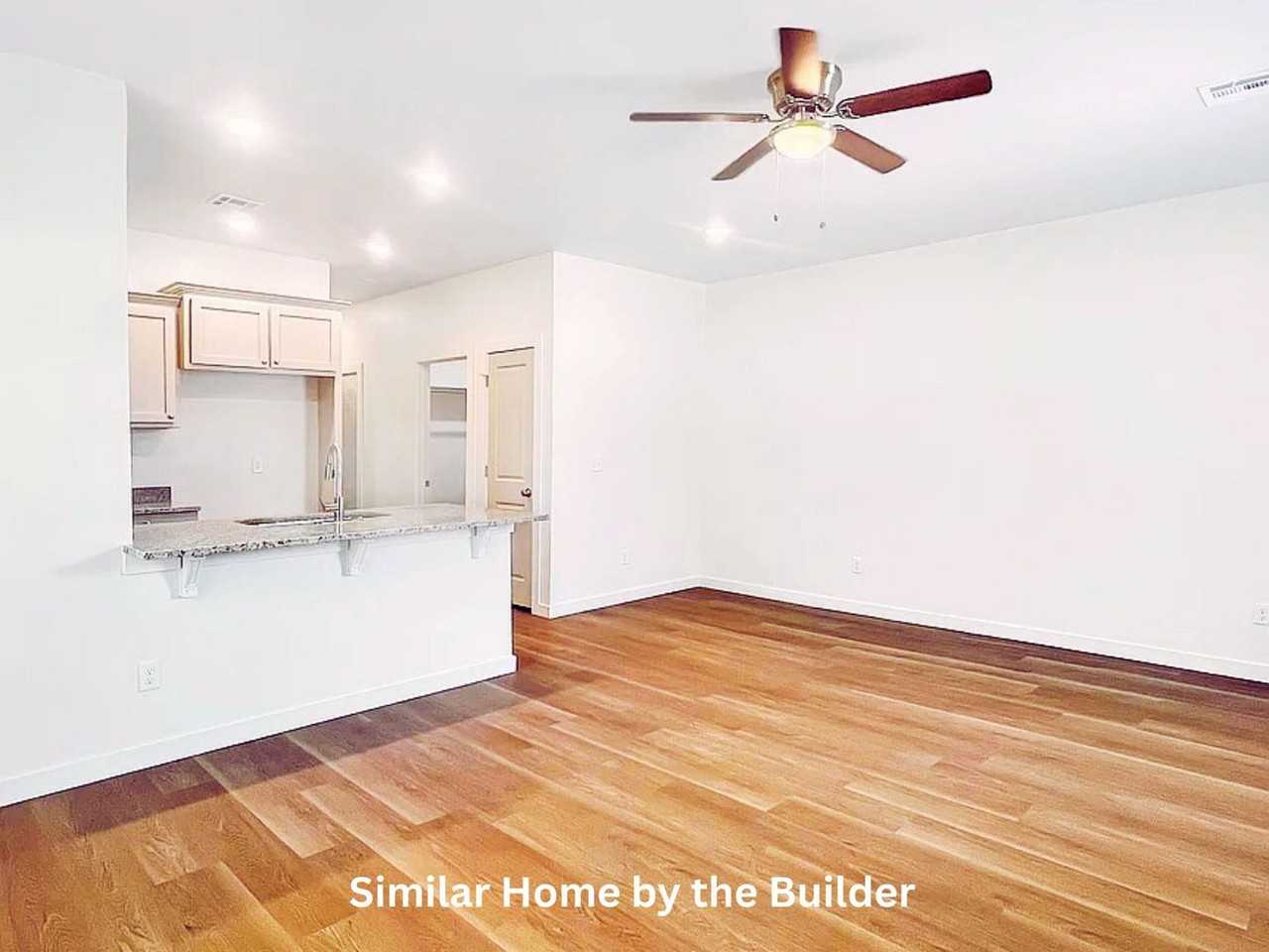2123 Sw Mckinley Ave #1 - Photo 4 of 16