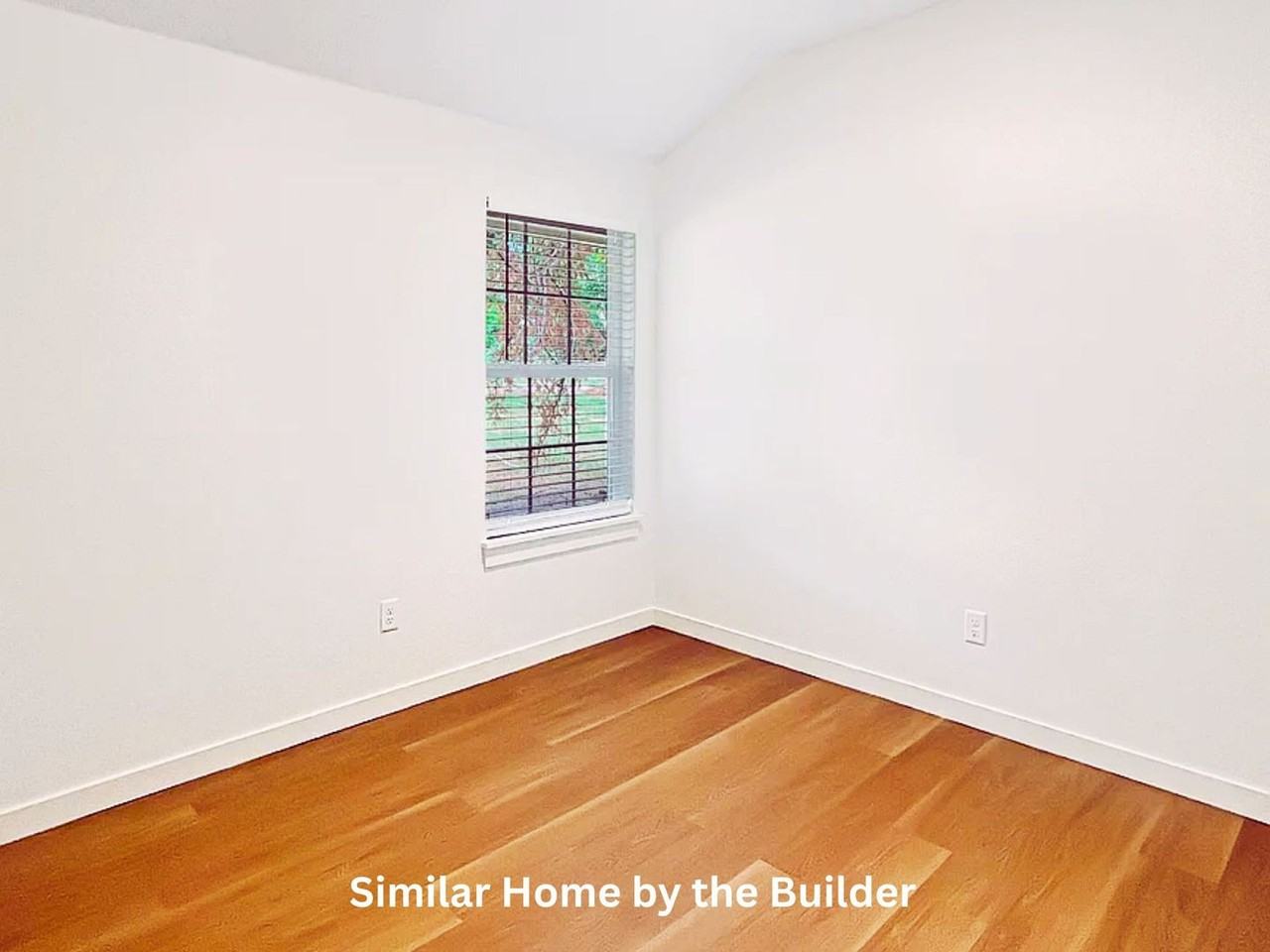 2123 Sw Mckinley Ave #1 - Photo 7 of 16