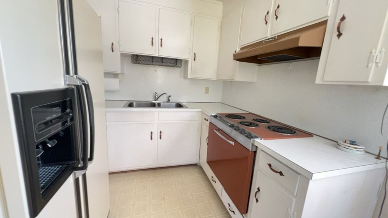 1041 Jeanette Ave - Photo 6 of 11