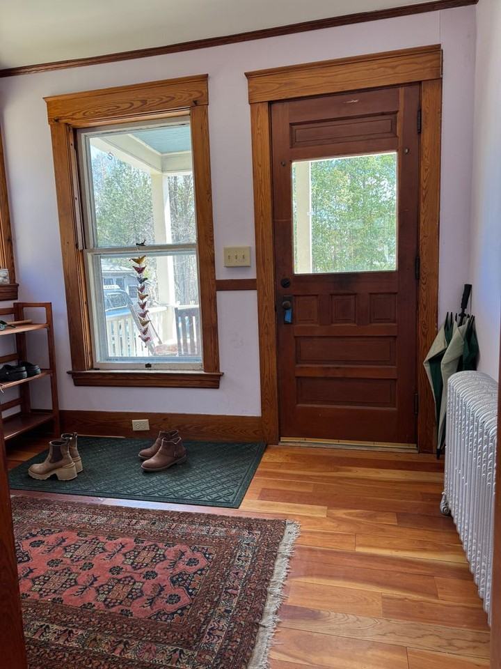 410 Main St - Photo 5 of 32