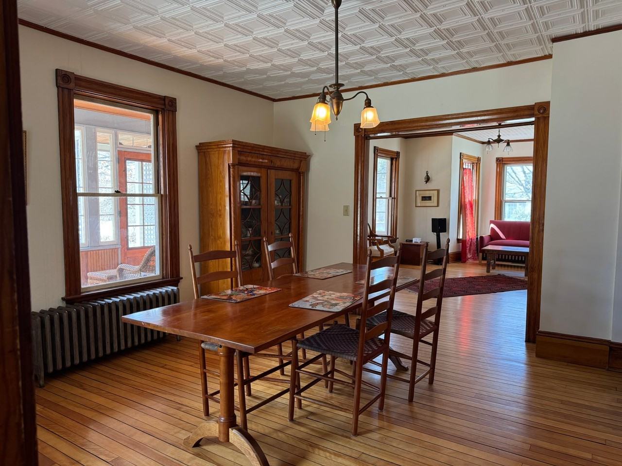 410 Main St - Photo 7 of 32
