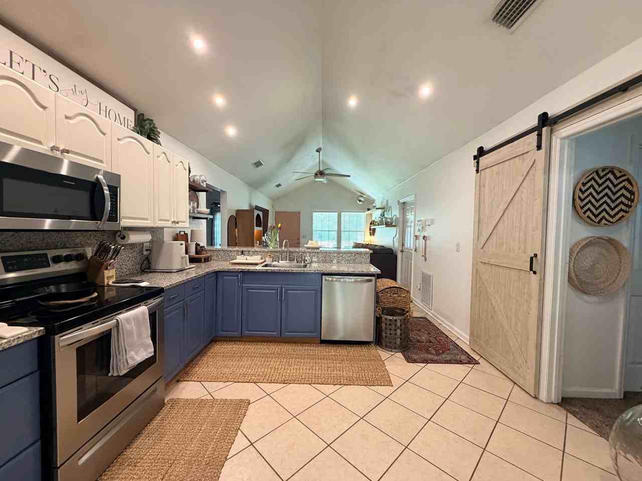 237 Carterwood Dr - Photo 5 of 21