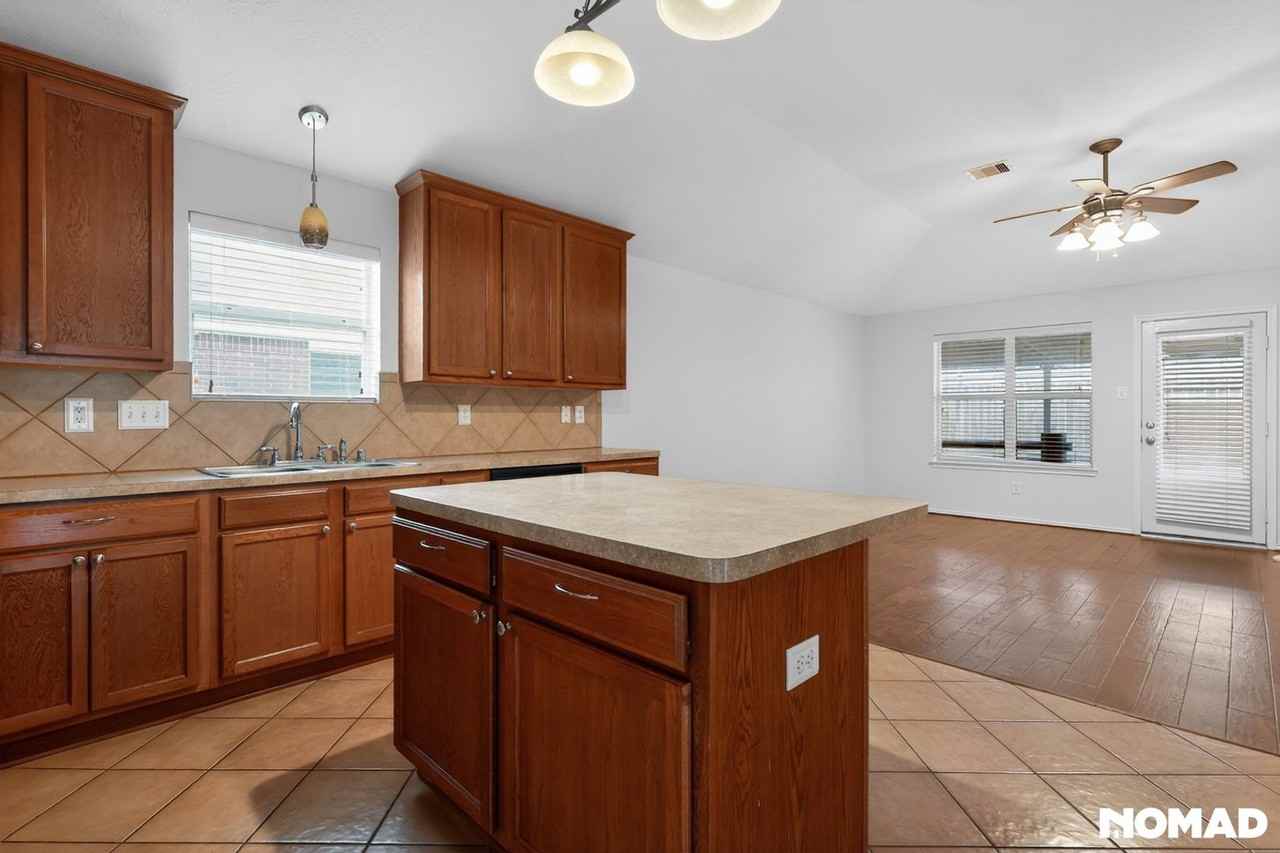 3610 Kale St - Photo 7 of 41