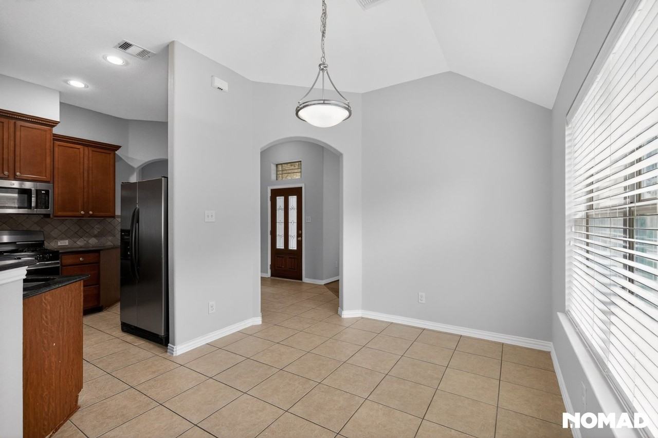 6504 Patridge Dr - Photo 7 of 31