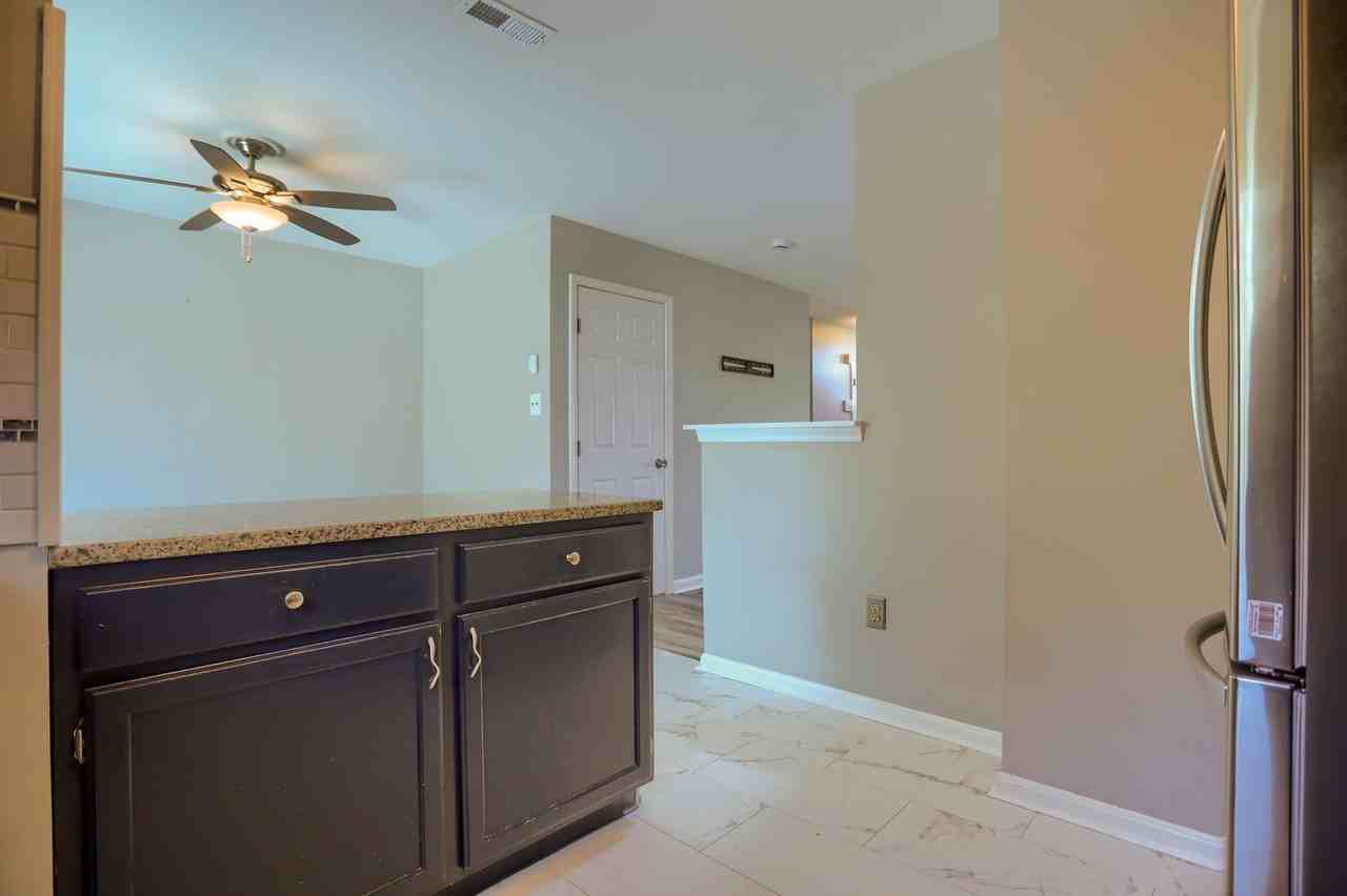 618 Milford Ct - Photo 6 of 34