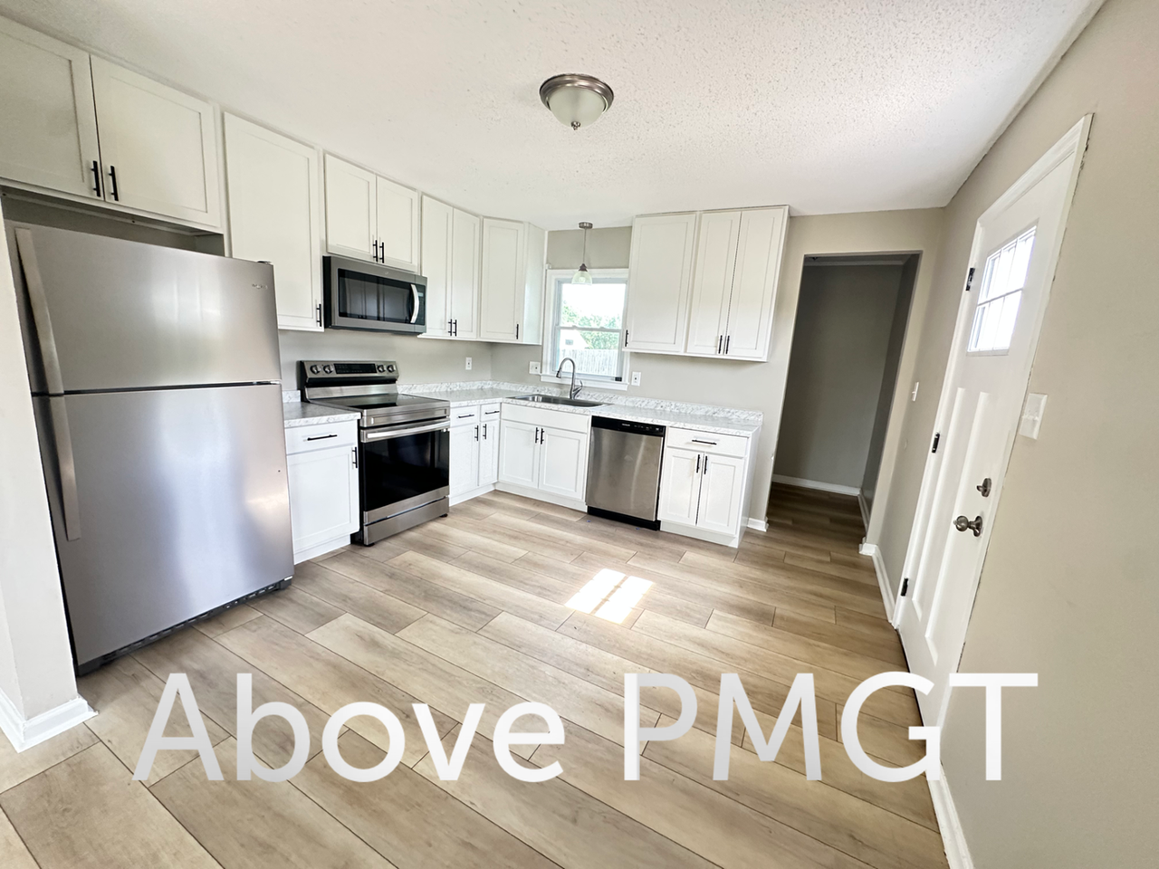 230 Wolfe Ln - Photo 2 of 12