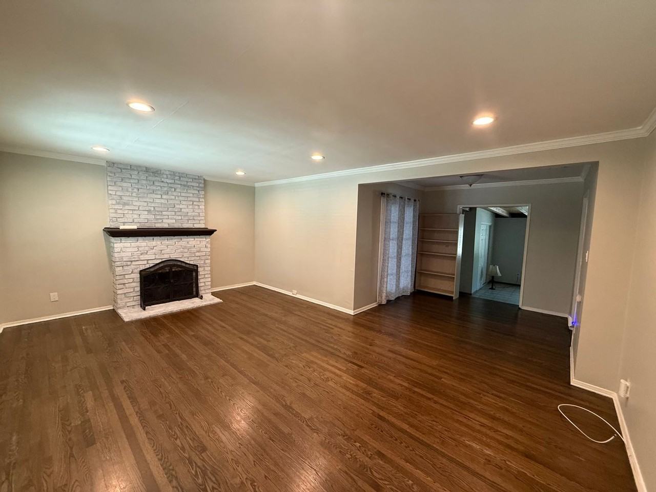 6059 Bluebell Ave - Photo 5 of 24