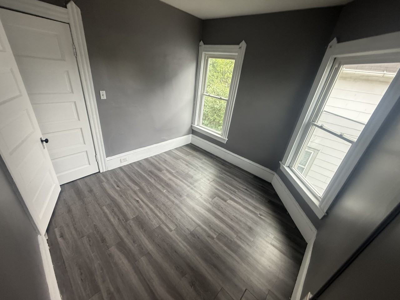 2153 W 96th St - Photo 4 of 16