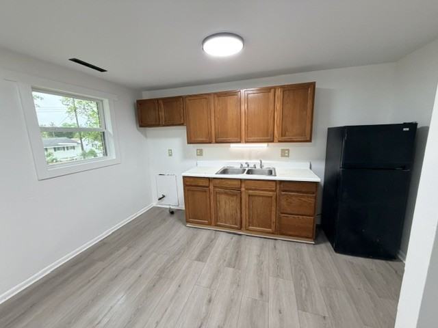 18931895 Holburn Ave #2 - Photo 4 of 9