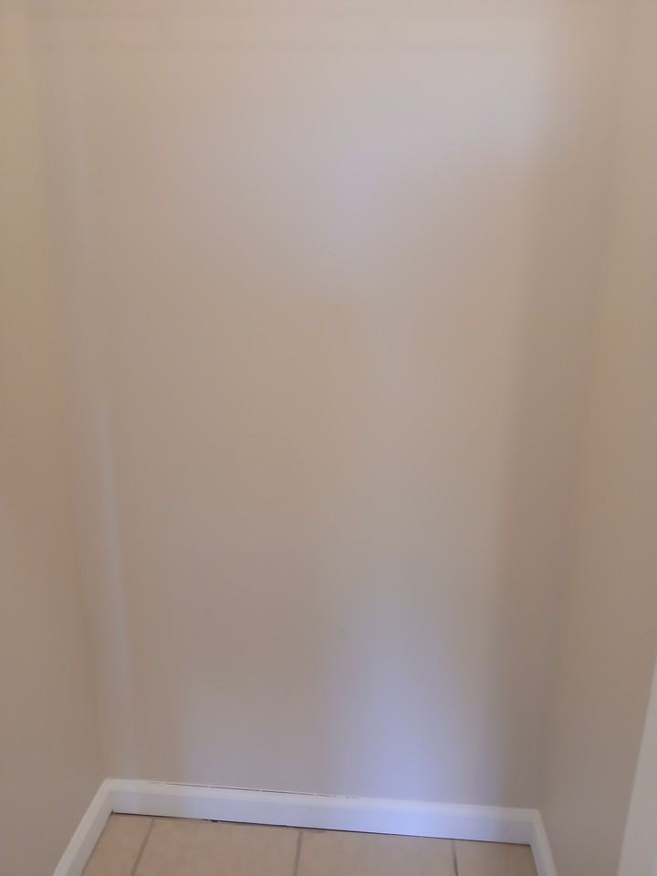 1009 Briarwood Rd Apt 5 #5 - Photo 5 of 18