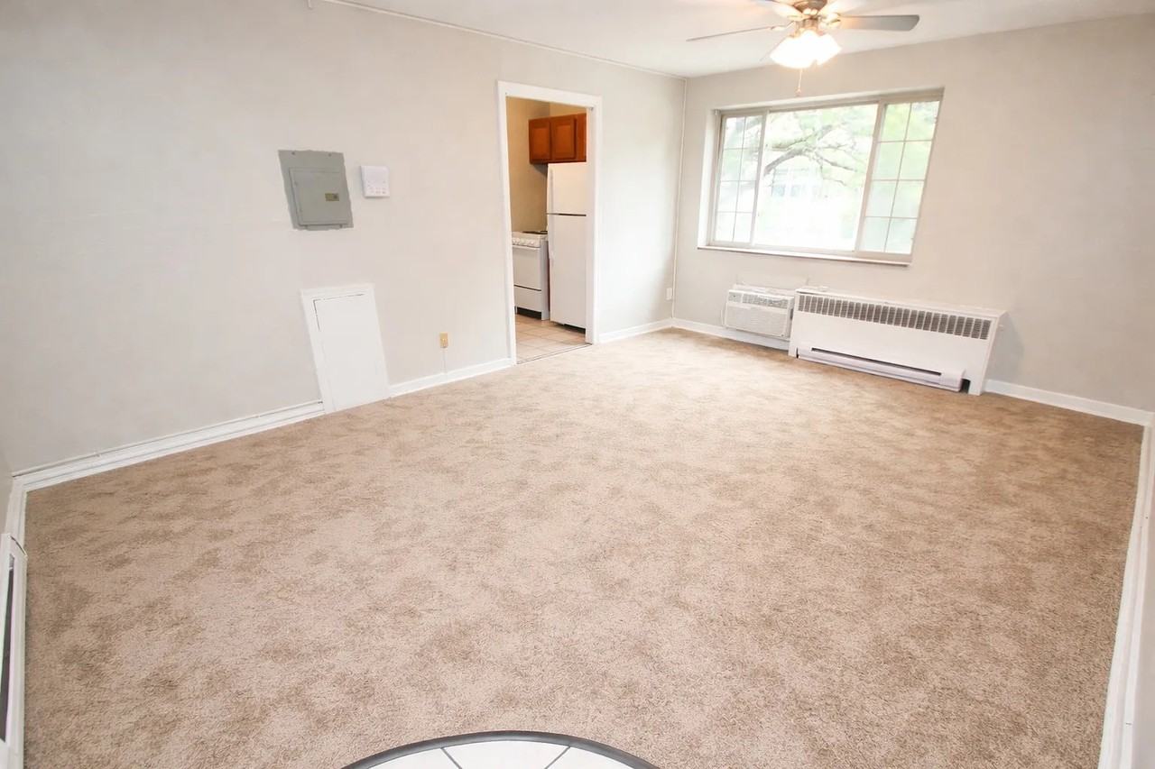 348 SOUTH HIGHLAND AVENUEAPT 101 #101 - Photo 2 of 11