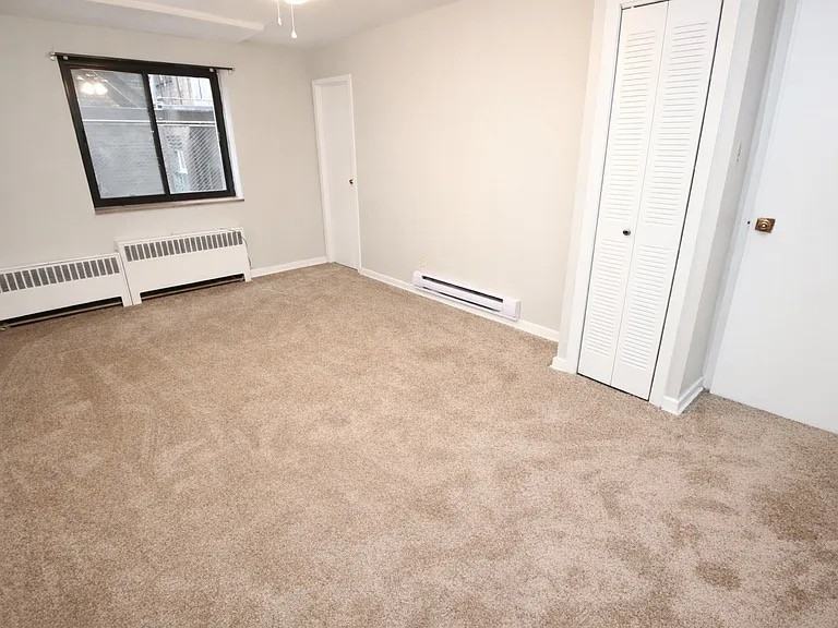 348 SOUTH HIGHLAND AVENUEAPT 101 #101 - Photo 4 of 11