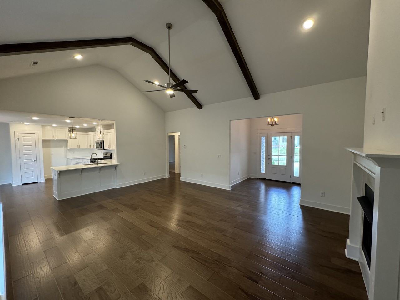 2721 S Apricot Rd #1 - Photo 3 of 16