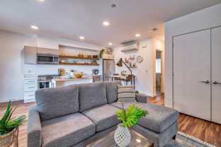 260 Broadway ## 268 - Photo 1 of 1