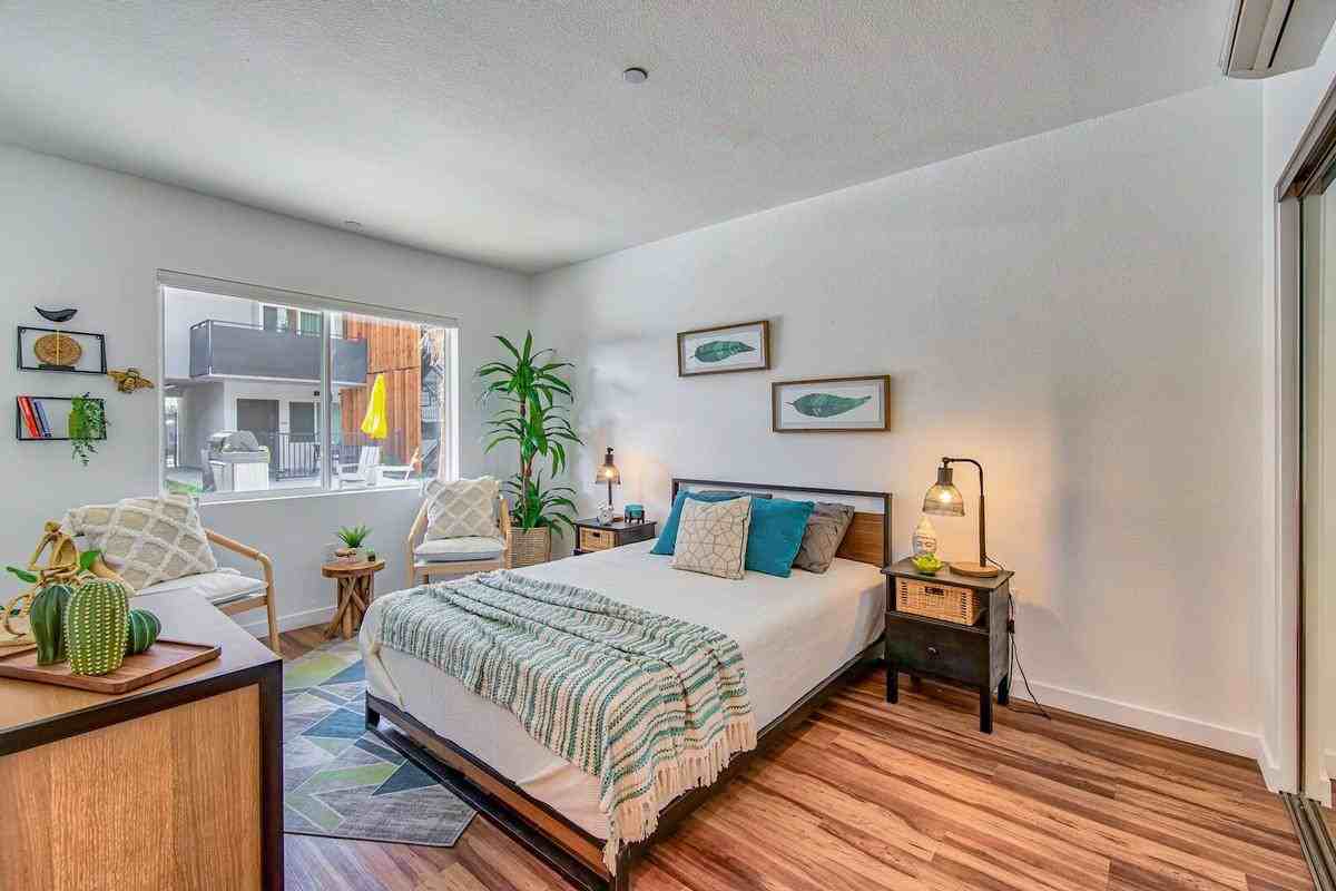 260 Broadway - Photo 5 of 23