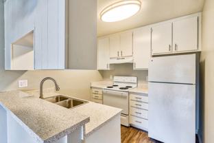 210 Wells Ave - Photo 1 of 1