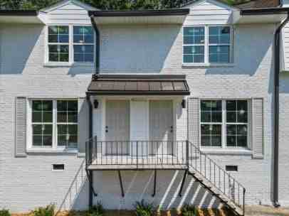 400 Gallery Ln Apt E8 #E8 - Photo 2 of 37