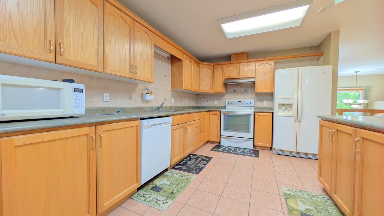 4221 Stagecoach Ave #1 - Photo 4 of 6