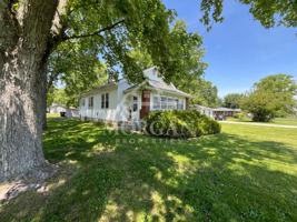 featured image of 1253 S Pendleton Ave