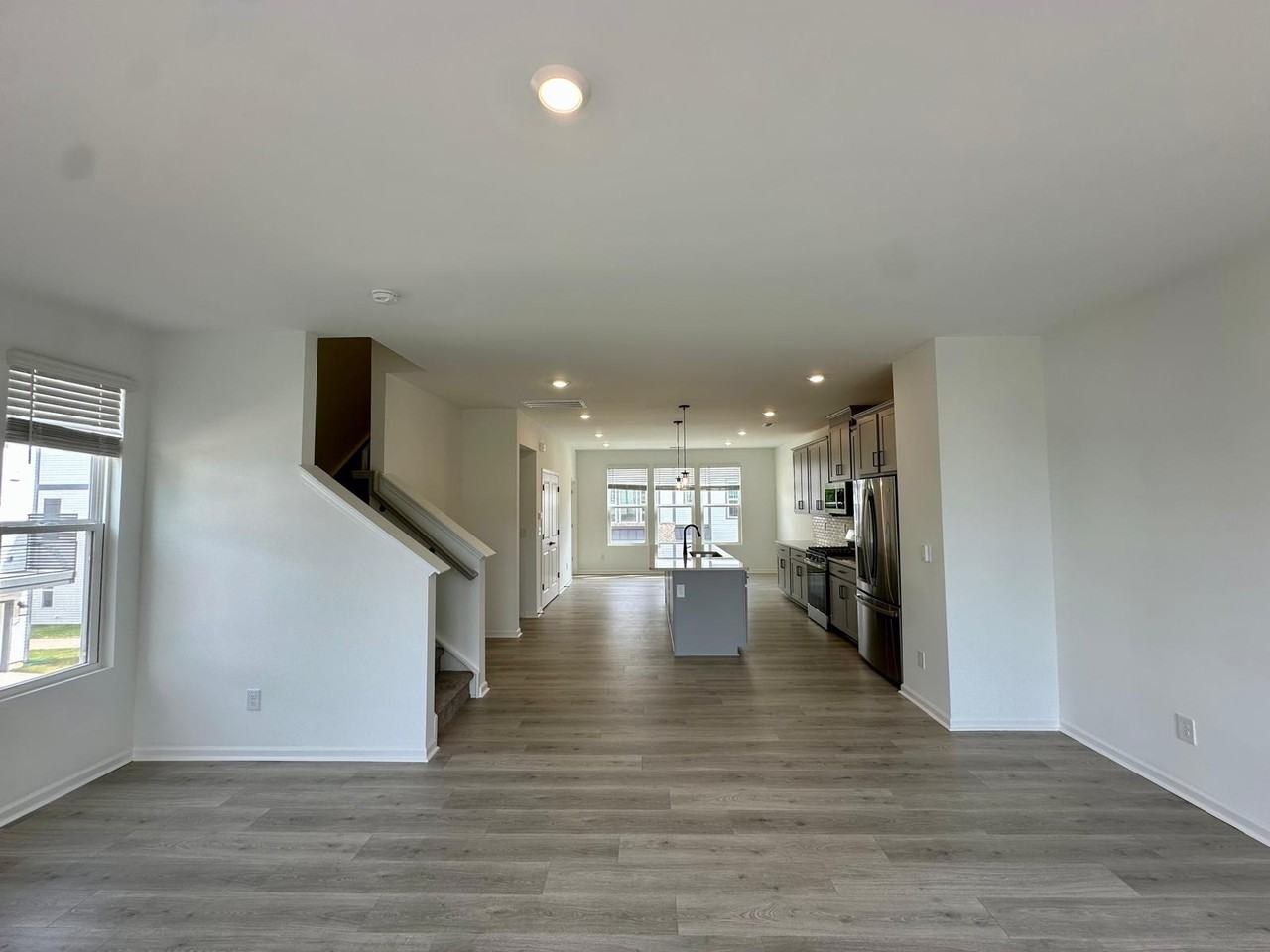1556 Blanche St #1 - Photo 3 of 26