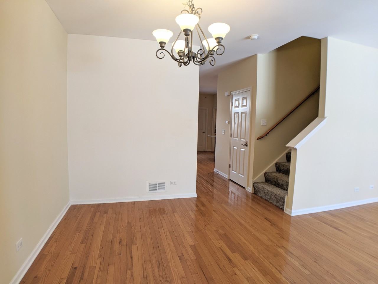 385 Bradbury Ln #1 - Photo 5 of 19