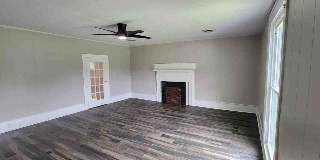 927 E Mount Vernon St #B - Photo 6 of 12