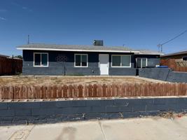 featured image of 1434 Mesa Dr #1