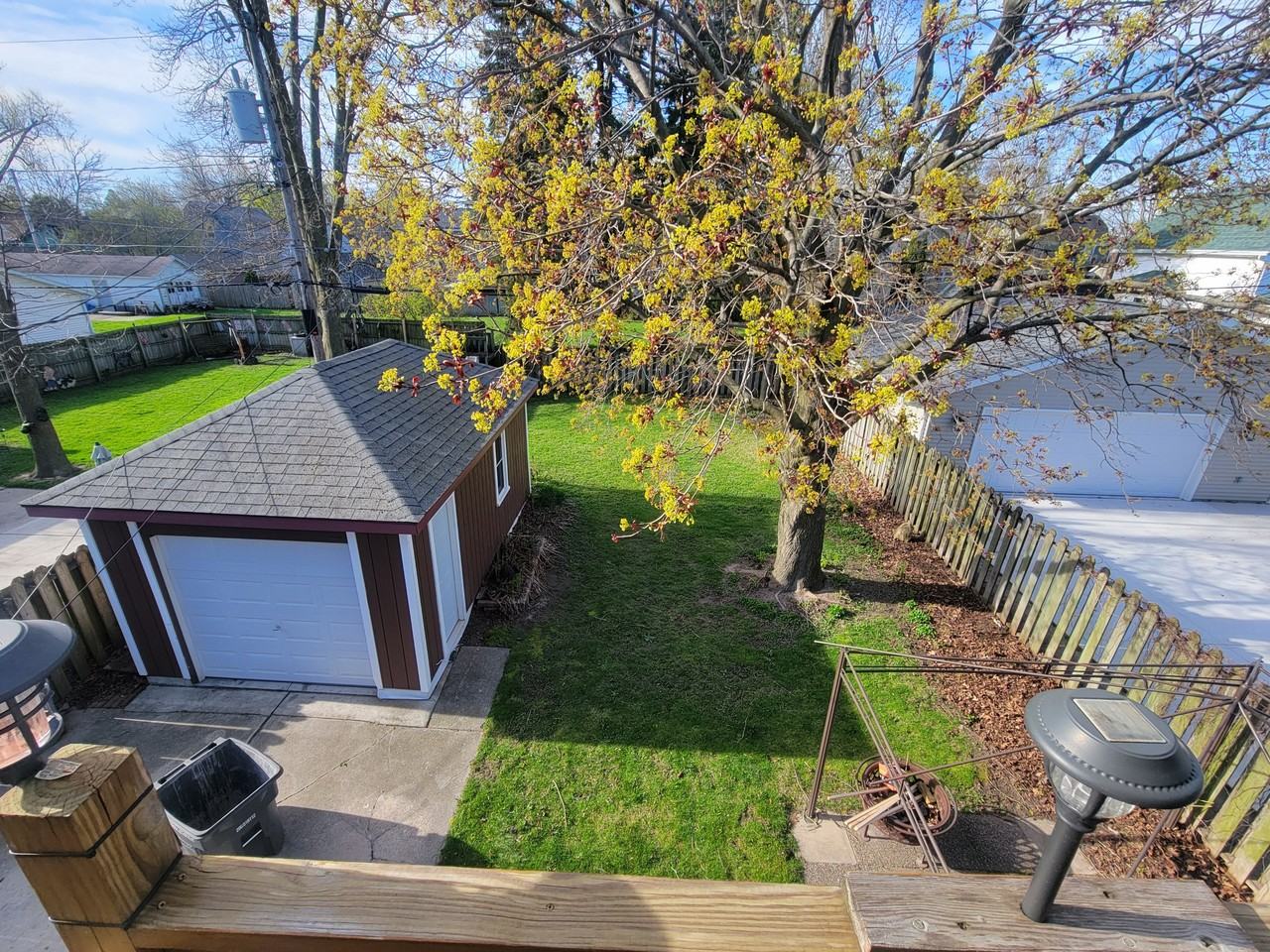 921 Bell Ave #1 - Photo 3 of 9